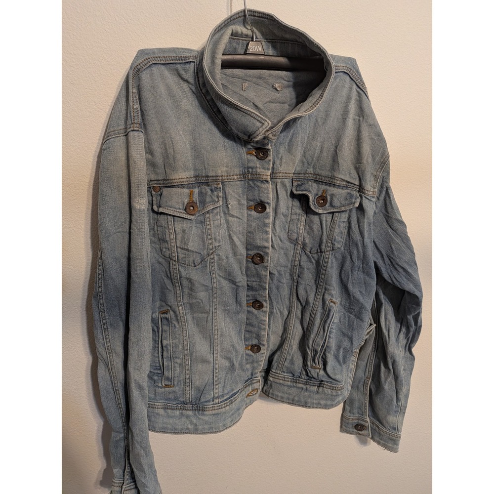 Womens Light Wash Denim Trucker Jacket Plus Size 14 Distressed Blue Jean Jacket